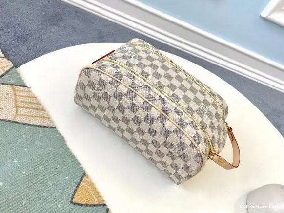 Aaa replica ru VUITTON TOILETRY LOUIS BAG 0521